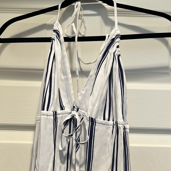 NWT Flynn Skye halter blue & white stripe dress, size M. - Picture 2 of 6